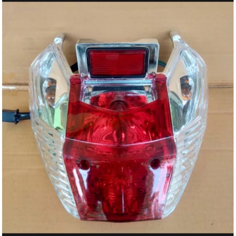 lampu stop supra x 125 / rekfektor lampu belakang supra x125 betmen