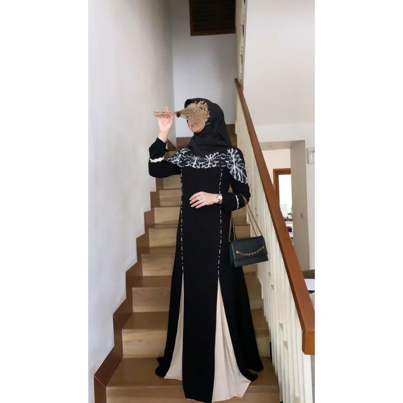 JAVINA FARINA ABAYA
