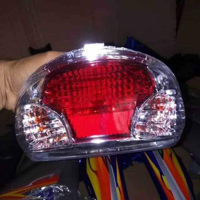 Lampu belakang jupiter z lama