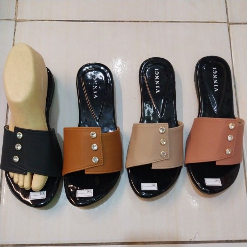 sendal vincci flat cewek santai,,