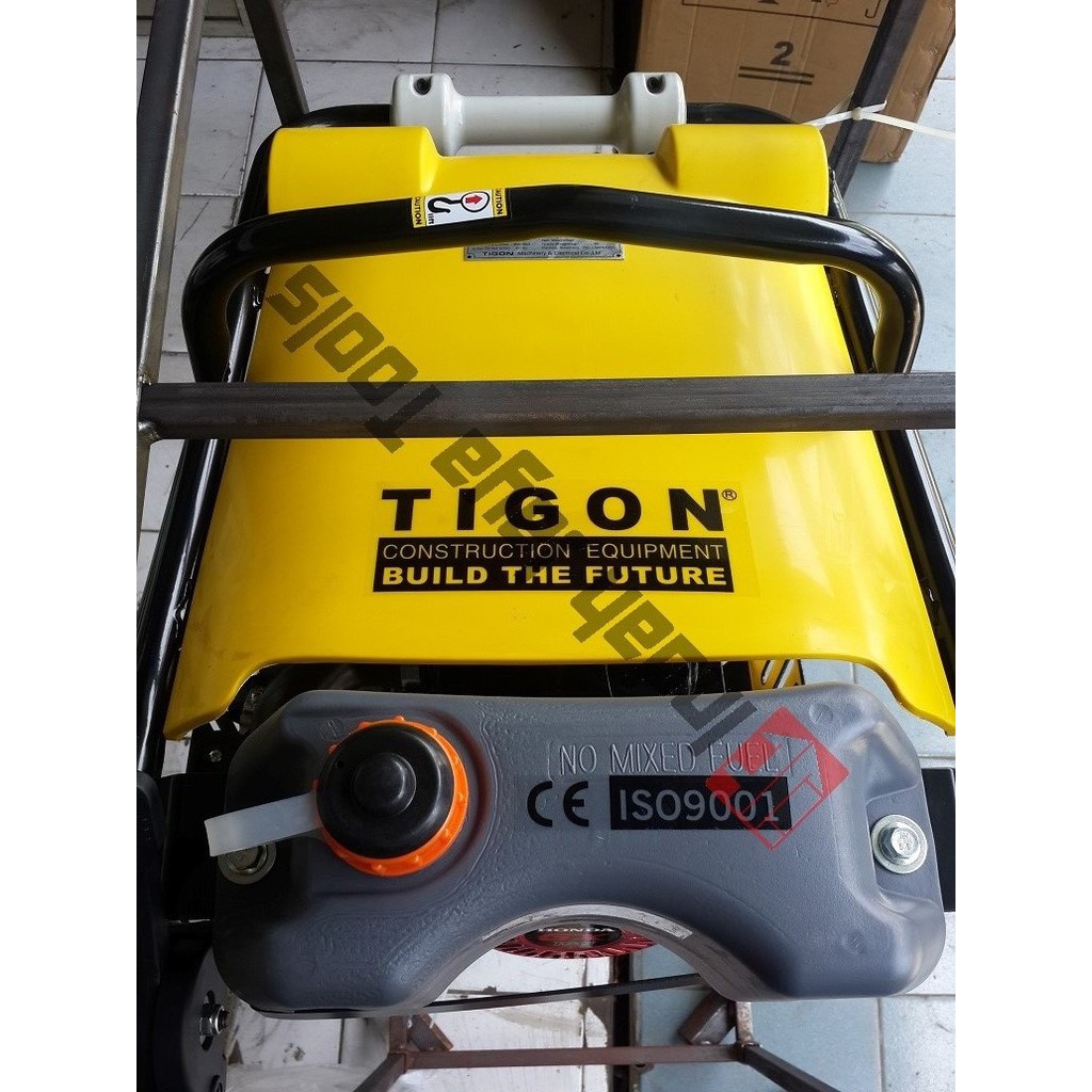 Mesin Stamper Timbris Tigon + Engine Honda Pemadat Tanah