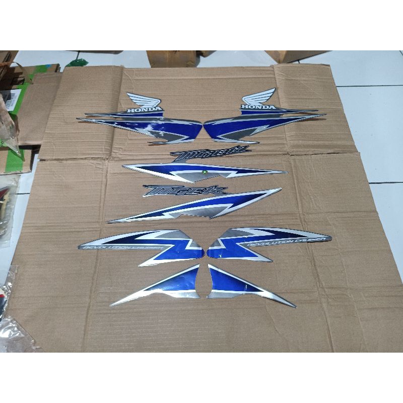 Striping honda Tiger revo 2012