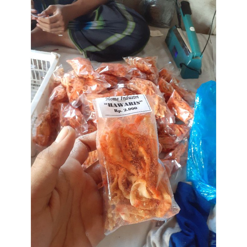 

KUE BAWANG KERIPIK BAWANG MODEL STICK DAN RASA BALADO / olahan dapur / cemilan / cemilan enak gurih