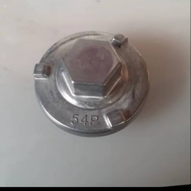 tutup oli bawah mio j