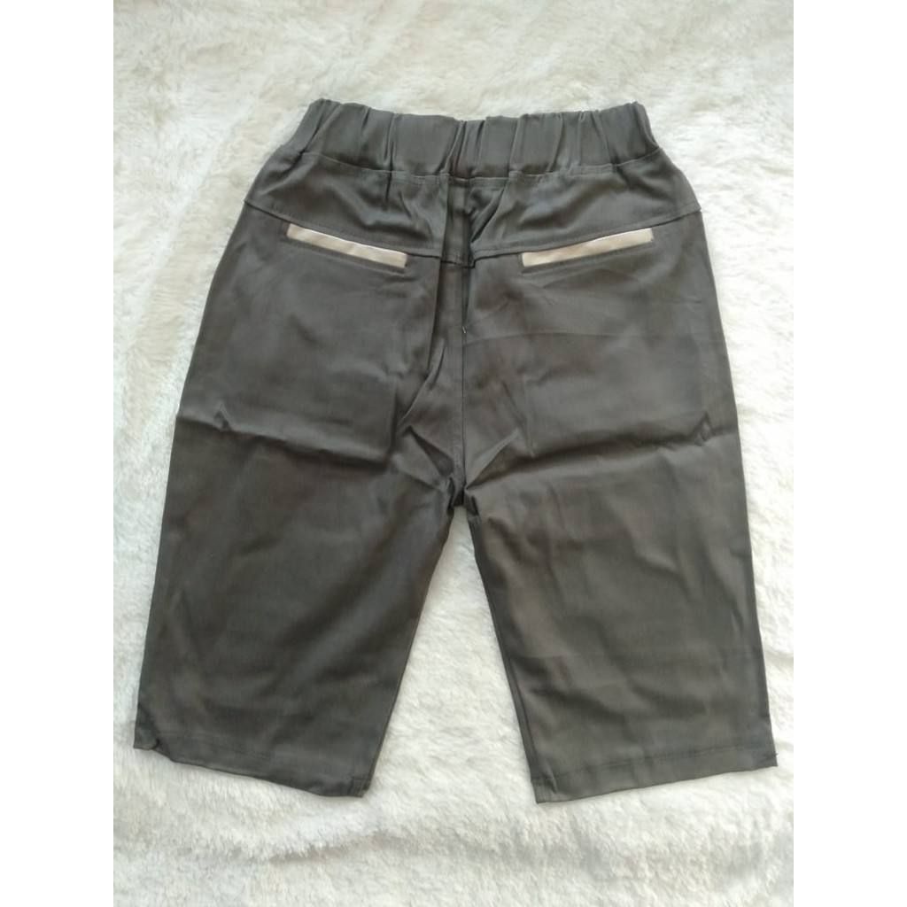 Celana chino pendek anak usia 1-10 tahun warna abu tua-2