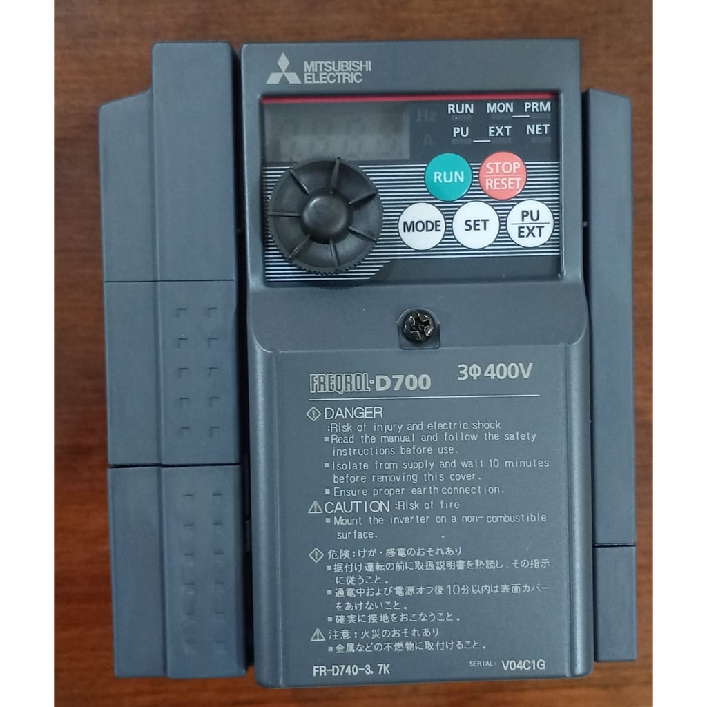 INVERTER MITSUBISHI ELECTRIC FR-D740-3.7K 380 400 V 3,7 KW 3 Phase FR D 740 3.7 K