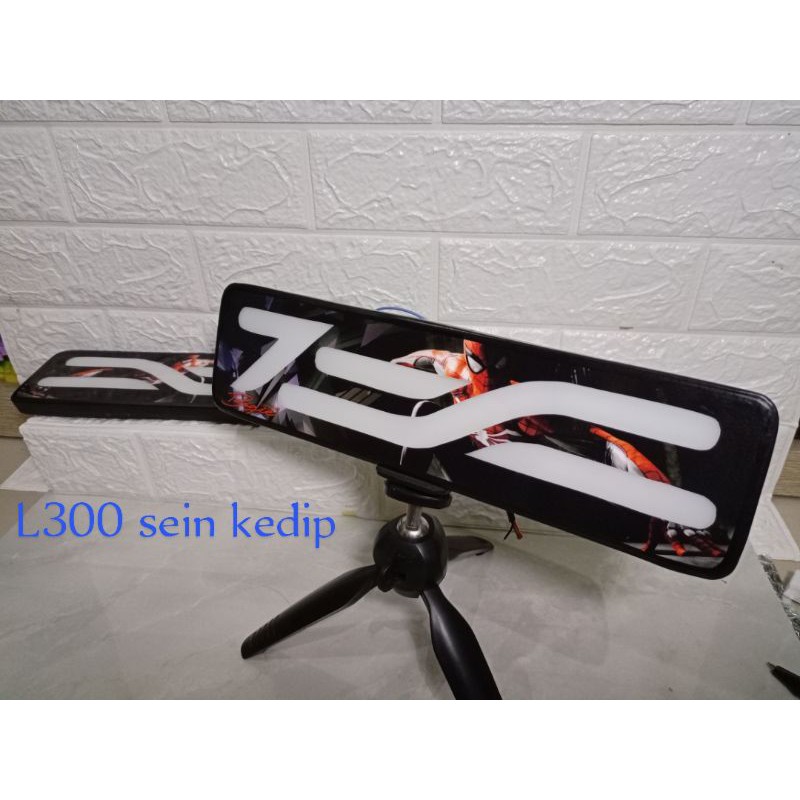 Lampu Rem L300 Vareasi