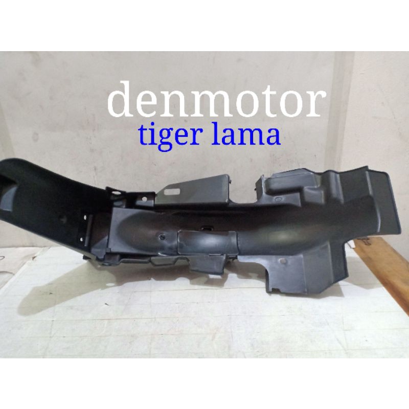 SPAKBOR BELAKANG TIGER 2000-2005 MEREK TENSHI
