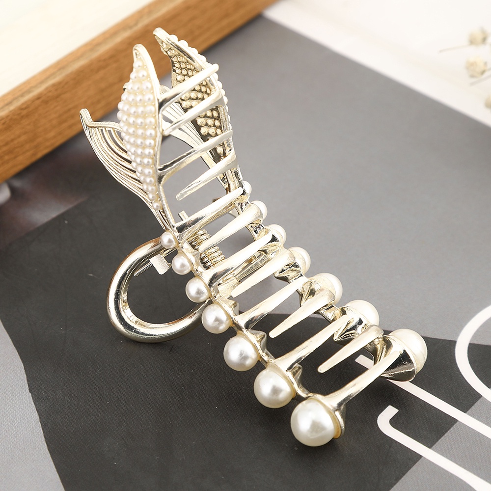 Korean Pearl Fishtail Claw Clips Fashion Metal Hair Clip Temperament Hair Clamps Women Hair Accessories