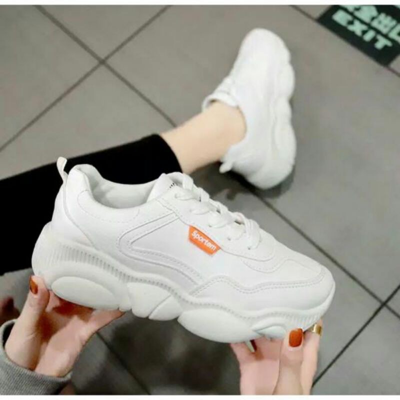 SEPATU SNEAKER WANITA / SEPATU SNEAKER / SEPATU WANITA / SEPATU SNEAKER MURAH