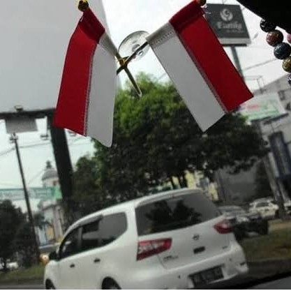 Pajangan Bendera Merah Putih Tempel Cop Kaca Mobil -Bendera Merah Putih Kaca Mobil - Bendera Ceplok