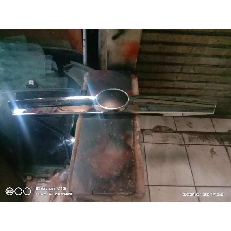 trunklid calya sigra original