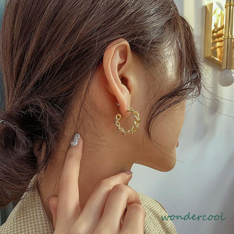 Anting Stud Model Rantai Rongga Bahan Logam Gaya Retro -Won