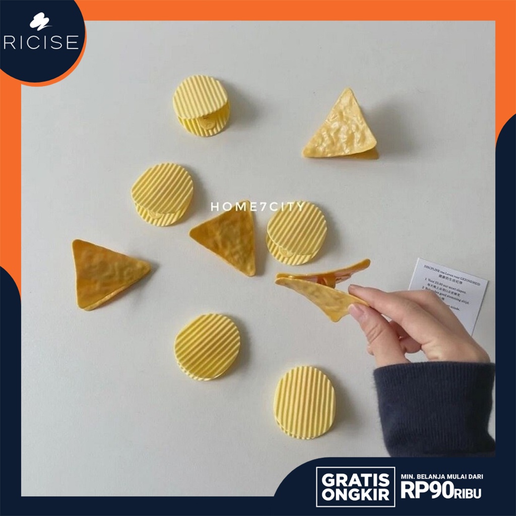 

RICISE - Yellow Potato Chip Paper Clip Bentuk Keripik Kentang Stationary Aesthetic - STA21