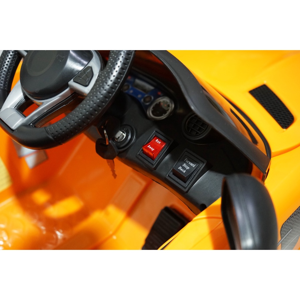 instan Mobil Aki Mainan Anak Remote volta mercedes Control mercy mercedez AmG cOupe Yukita 998 Mercy Mercedes Benz Non Paint Aki 12v/7Ah amg coupe Garansi Standar SNI-4