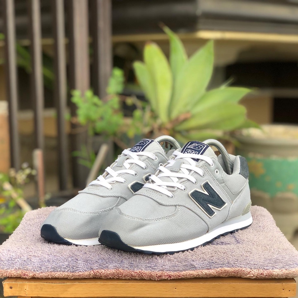 Sepatu Second New Balance 574 Grey