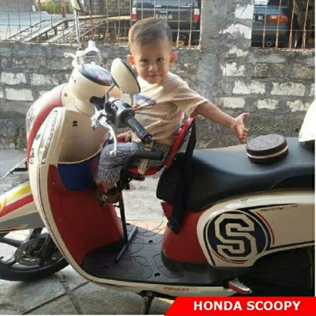 Promo terlaris kursi bonceng boncengan anak di motor Scoopy