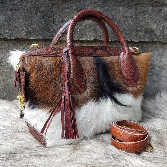 Tas nathalie bulu kambing asli mix kulit ular python asli
