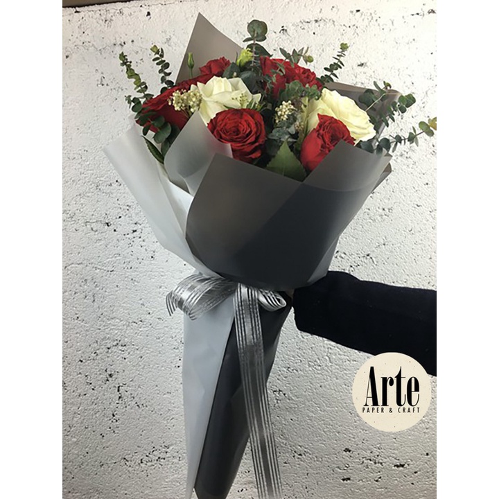

RB 20 Lembar Cellophane Solid Matte Kertas Buket Korea Bunga Flower Wrapping Bouquet Paper Kado
