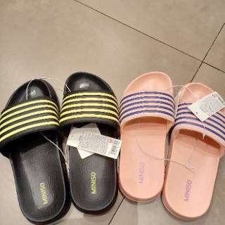  Sandal karet Miniso  Shopee Indonesia