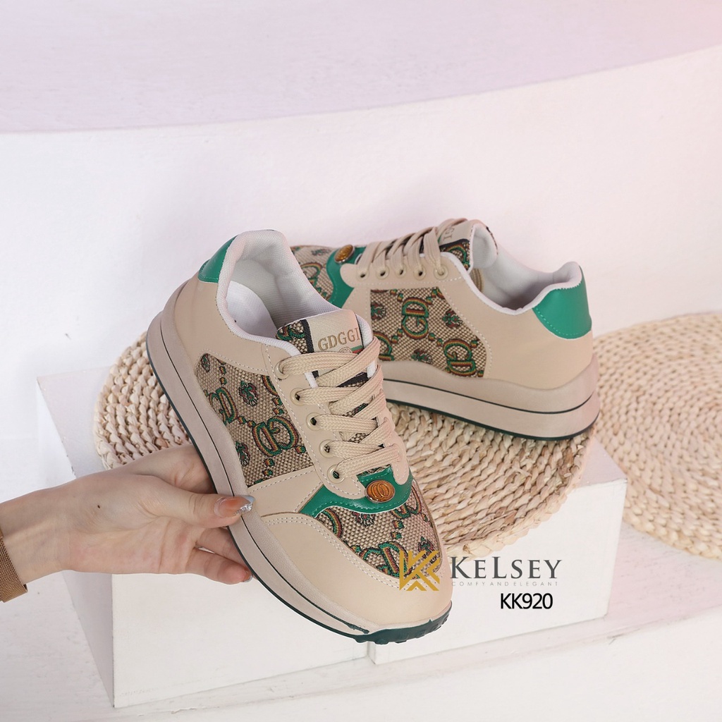 (GRATIS ALAS KAKI) Kelsey Sepatu Sneakers  Wanita  Import KK920