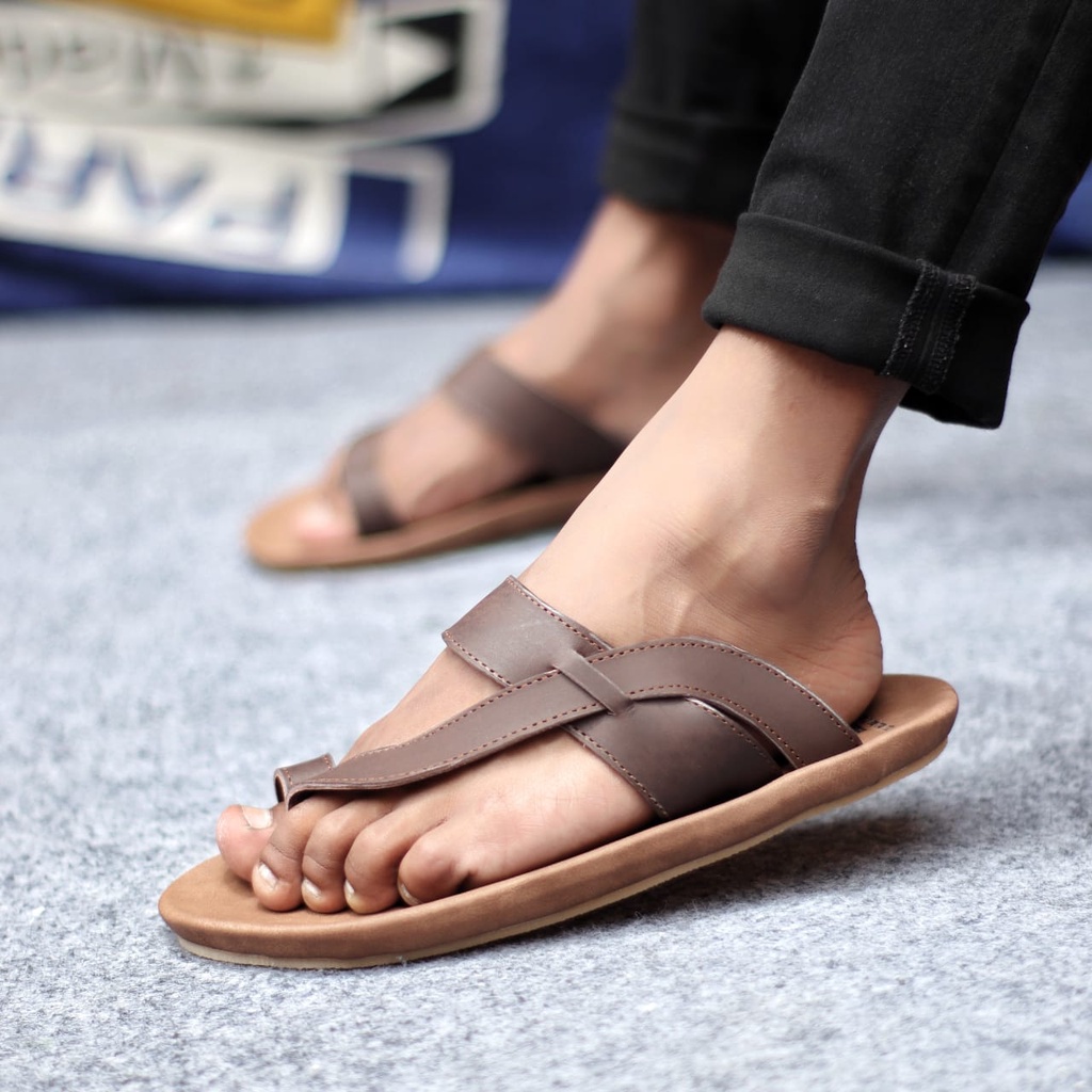 MOLK|Sandal Kulit Pria Hitam Original Distro Kekinian