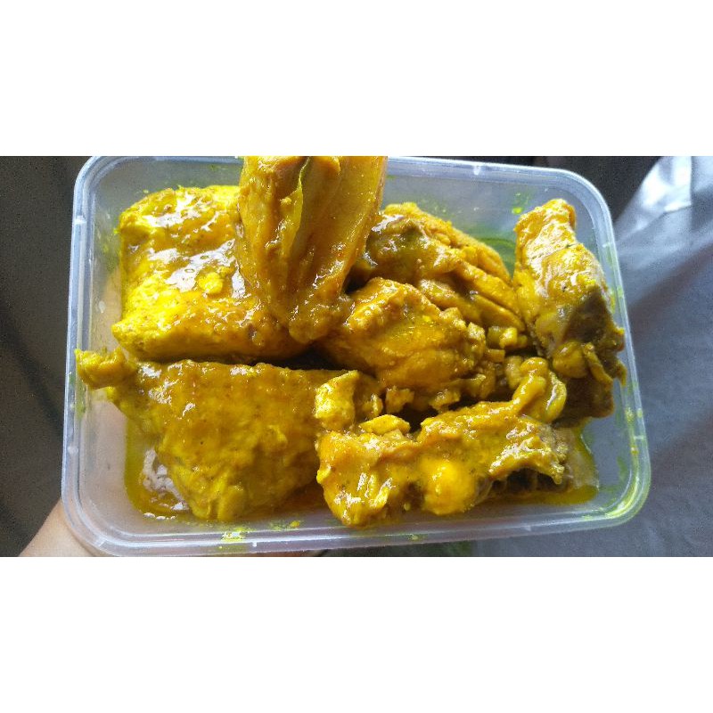 

AYAM UNGKEP BUMBU KUNING