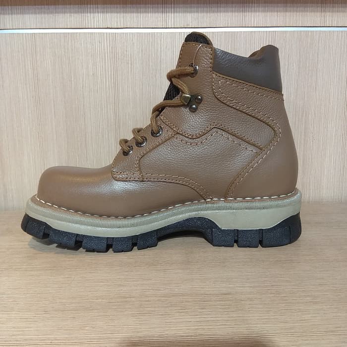 SEPATU KULIT ASLI BORSA M 11504