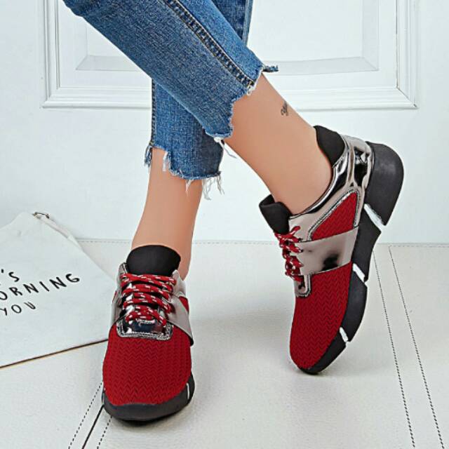 SALE sepatu keds import 547 sneaker fashion