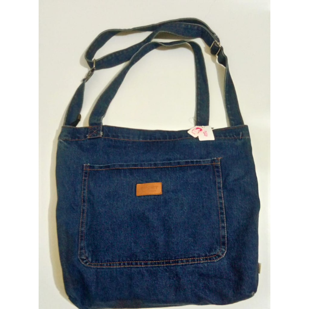 Tas Selempang Wanita Big Naughty