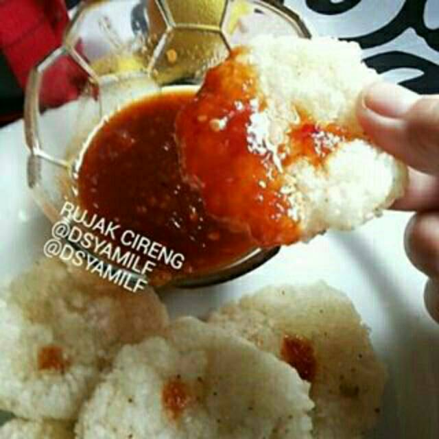 

Rujak Cireng asli