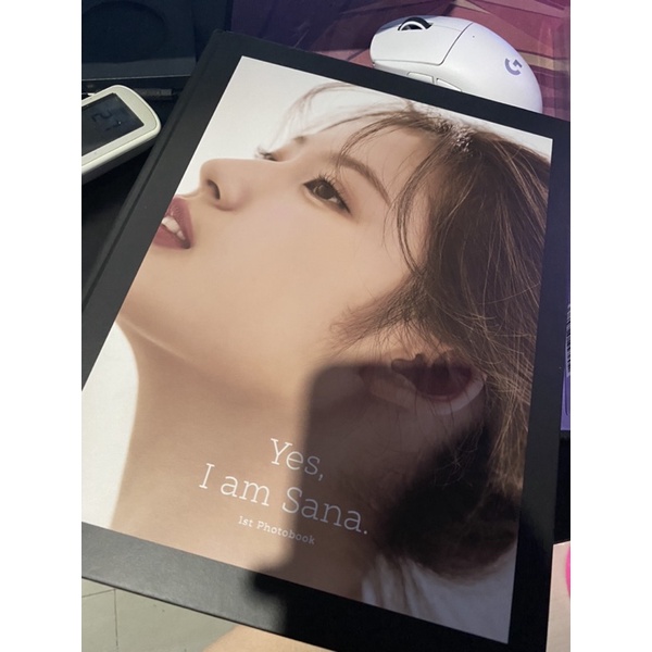 [UNSEALED] Yes I am Sana 1st Photobook