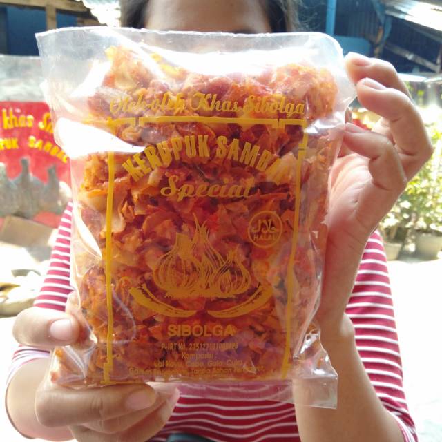 

Kripik sambal sibolga
