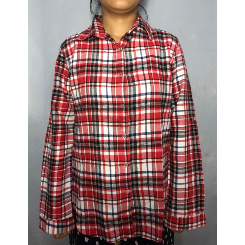 Preloved Kemeja Flanel Wanita