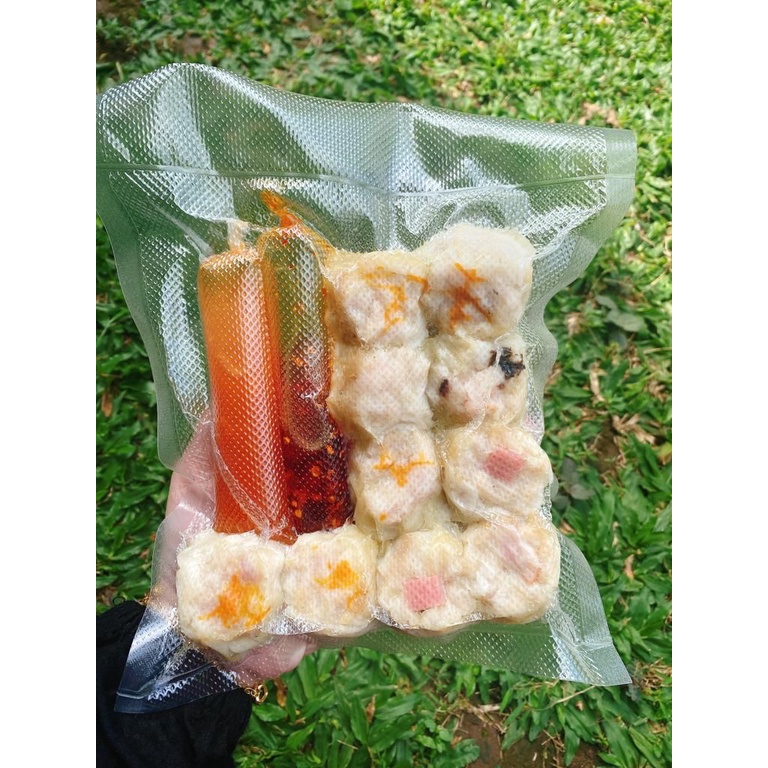 

Dimsum Frozen Original Isi 10 Free Chili Oil