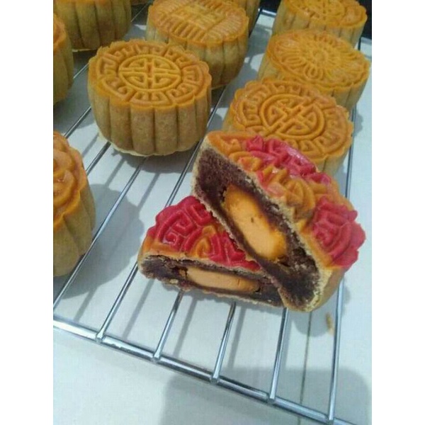 

Mooncake Telur Asin