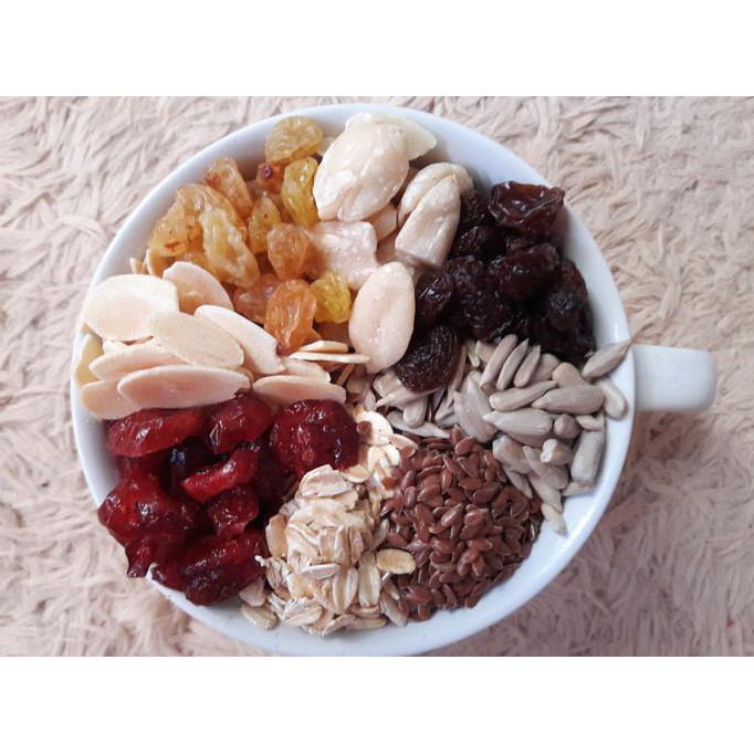

Healthy Granola Mixed B 500 gram ( Cranberry , Almond , Raisin , Oat )
