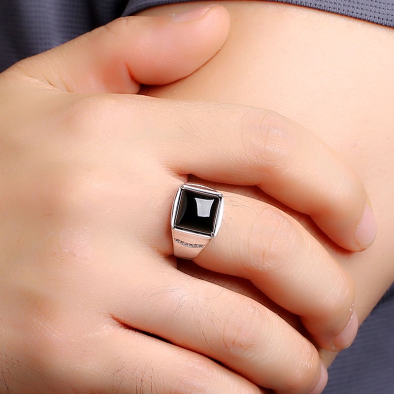 Cincin Model Terbuka Bahan Zircon Warna Hitam Untuk Pria Dan Wanita