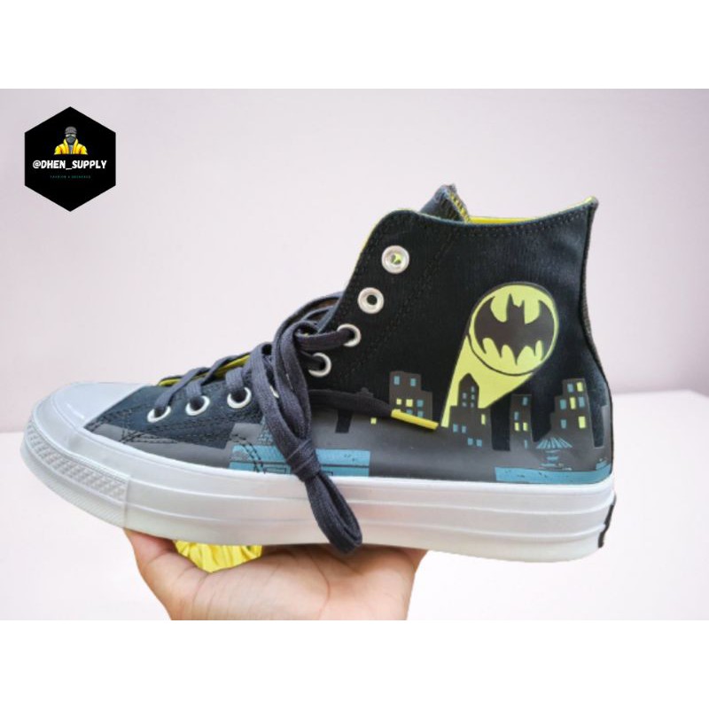 

Converse X china town batman