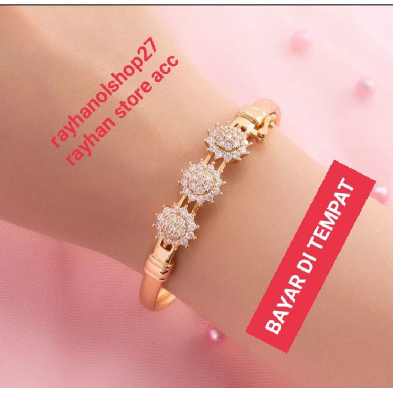 RO-27-138 Gelang tangan wanita Titanium motif bunga Full permata mewah dan Elegan anti Karat