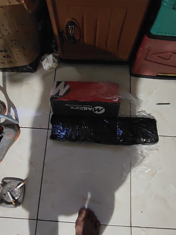 Tora Mata Gerinda Gergaji Potong Kayu 4 In 72t Alumunium Plastik     Eak