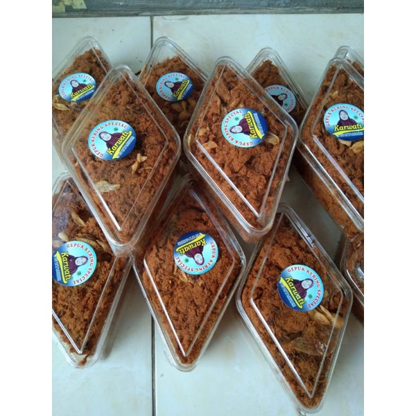 

Gepuk ayam karwati