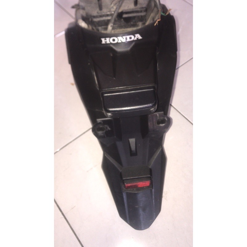 spakbor belakang megapro new