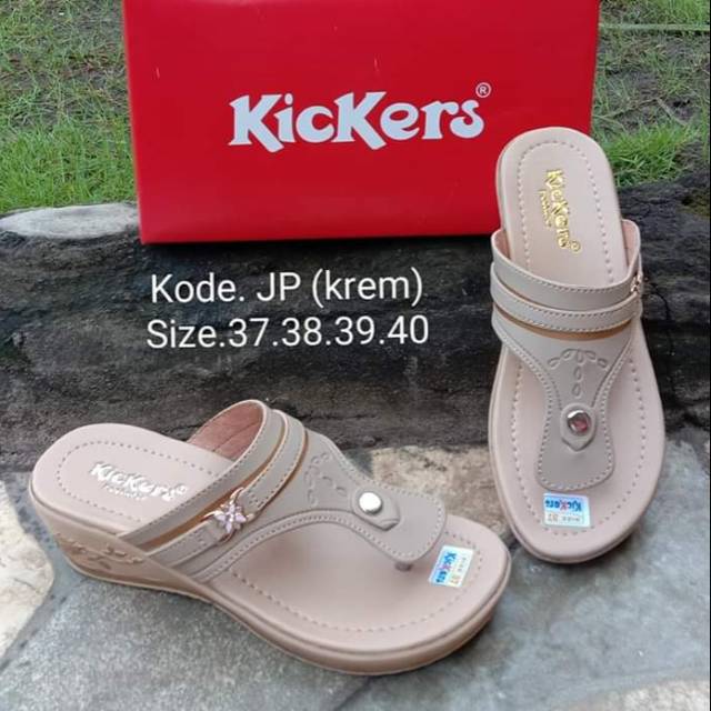 SANDAL KICKERS Wanita Wedges Japit JP