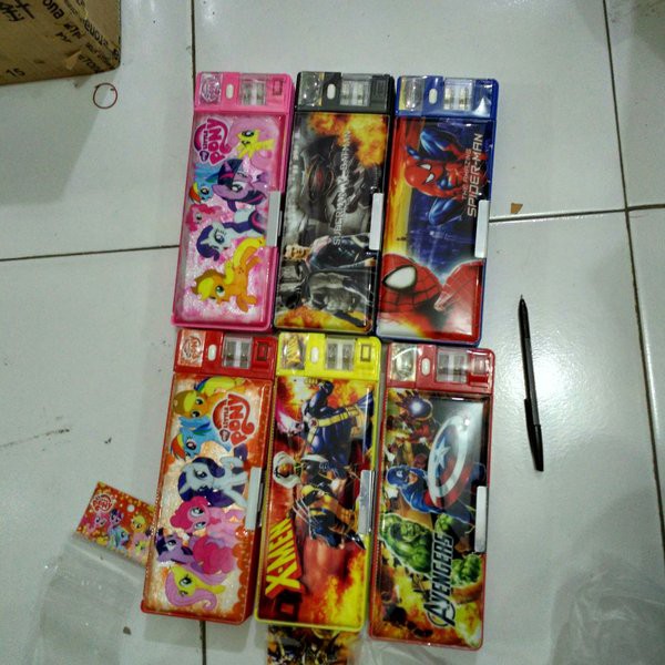 

Unik tempat pensil magnet whiteboard 2 muka Diskon