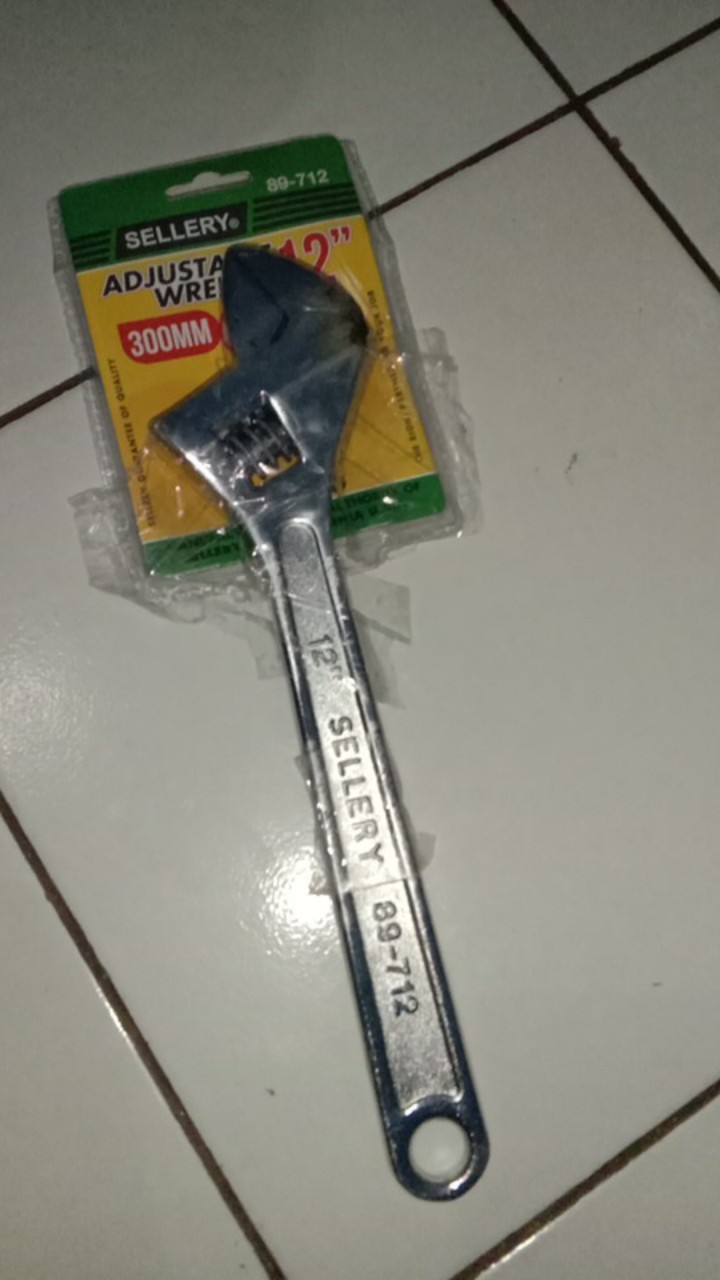 Kunci Inggris 12 12 Inch Sellery 89-712