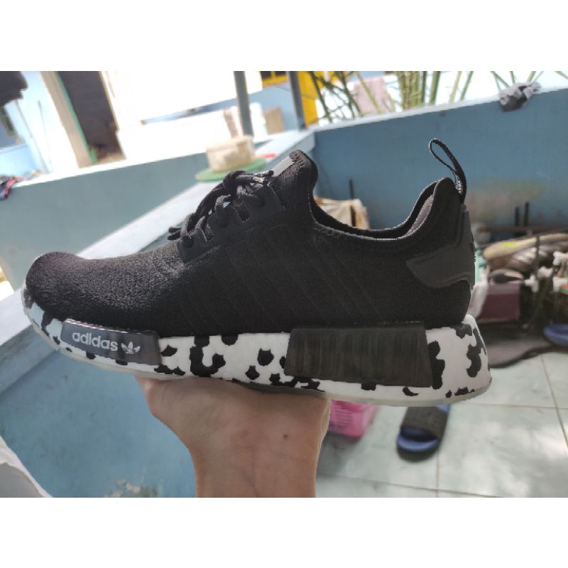 adidas NMD R1 Oreo Core Black ORIGINAL BNIB RESMI