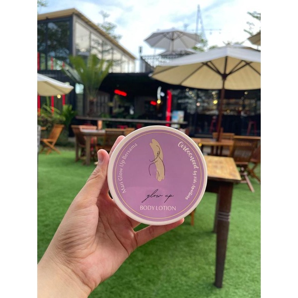 GLOW UP BODY LOTION GIRLSNEED BY KIKI AGUSTINA, HB PEMUTIH, HB GLOW UP,  HANDBODY PEMUTaiH DAN MENGH
