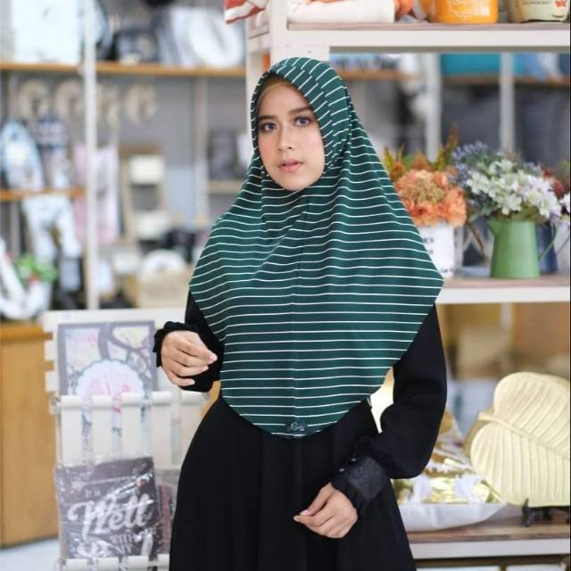 BERGO ADORA JILBAB SALUR JILBAB INSTAN  BY AZAMKA