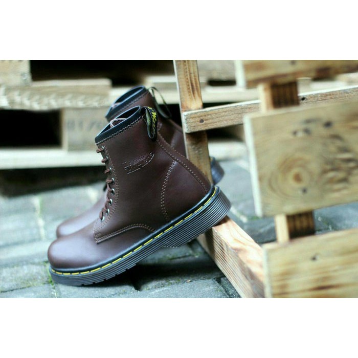 sepatu pria dan wanita dr martens 8 hole sepatu boots dr marteen dokmar tinggi forma,kerja,,ukuran 39-44